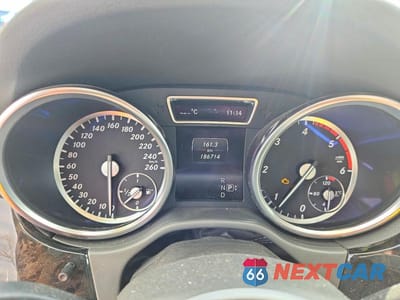 Zdjęcie 9 z 12 samochodu: 2014 MERCEDES-BENZ ML 350 BLUETEC VIN:4JGDA2EB2EA406802 - miniatura