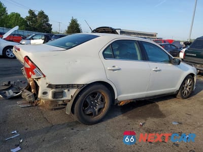 Trzecie zdjęcie samochodu z tyłu: 2010 FORD FUSION SE VIN:3FAHP0HA3AR413288 - miniatura