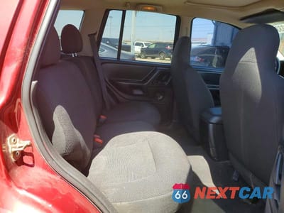 Zdjęcie 11 z 13 samochodu: 2004 JEEP GRAND CHEROKEE LAREDO VIN:1J4GX48S14C350839 - miniatura