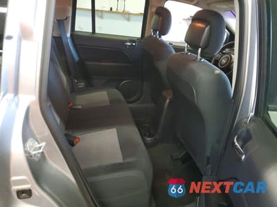 Zdjęcie 11 z 13 samochodu: 2015 JEEP COMPASS SPORT VIN:1C4NJCBA6FD262505 - miniatura