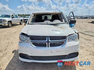 Piąte zdjęcie samochodu w środku: 2019 DODGE GRAND CARAVAN SE VIN:2C4RDGBG6KR719552 - miniatura
