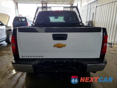 Zdjęcie 6 z 11 samochodu: 2011 CHEVROLET SILVERADO K1500 LS VIN:3GCPKREA5BG191119 - miniatura