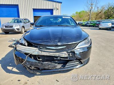 Piąte zdjęcie samochodu w środku: 2015 CHRYSLER 200 S VIN:1C3CCCBG1FN736252 - miniatura