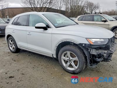 Czwarte zdjęcie samochodu z boku: 2023 AUDI Q5 PREMIUM 40 VIN:WA1ABAFY4P2061622 - miniatura