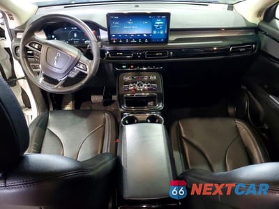 Zdjęcie 8 z 13 samochodu: 2023 LINCOLN NAUTILUS VIN:2LMPJ6J93PBL04296 - miniatura