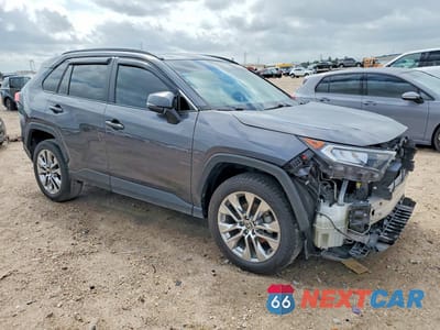 Czwarte zdjęcie samochodu z boku: 2021 TOYOTA RAV4 XLE PREMIUM VIN:2T3C1RFV9MC170880 - miniatura