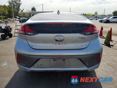 Zdjęcie 6 z 12 samochodu: 2022 HYUNDAI IONIQ BLUE VIN:KMHC65LC4NU270357 - miniatura