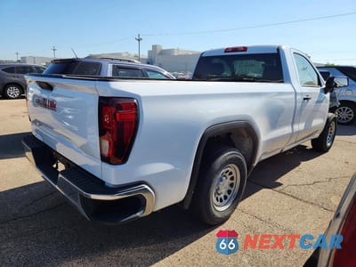 Trzecie zdjęcie samochodu z tyłu: 2024 GMC SIERRA C1500 VIN:3GTNHAEK8RG339788 - miniatura