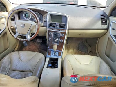 Zdjęcie 8 z 13 samochodu: 2012 VOLVO XC60 3.2 VIN:YV4952DL3C2264991 - miniatura