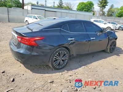 Trzecie zdjęcie samochodu z tyłu: 2017 NISSAN MAXIMA PLATINUM VIN:1N4AA6AP1HC430314 - miniatura