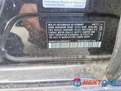 Zdjęcie 12 z 12 samochodu: 2012 VOLKSWAGEN GTI VIN:WVWHV7AJ2CW090631 - miniatura