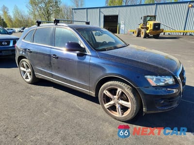 Czwarte zdjęcie samochodu z boku: 2010 AUDI Q5 PRESTIGE VIN:WA1VKAFPXAA007747 - miniatura