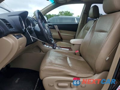 Zdjęcie 7 z 13 samochodu: 2011 TOYOTA HIGHLANDER HYBRID LIMITED VIN:JTEDC3EH1B2003825 - miniatura