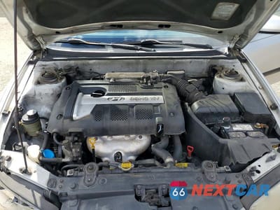 Zdjęcie 11 z 13 samochodu: 2005 HYUNDAI ELANTRA GLS VIN:KMHDN56D95U174932 - miniatura