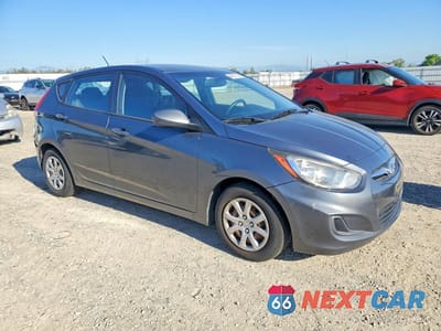 Czwarte zdjęcie samochodu z boku: 2013 HYUNDAI ACCENT GS VIN:KMHCT5AE0DU086058 - miniatura