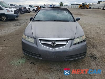 Piąte zdjęcie samochodu w środku: 2004 ACURA TL VIN:19UUA662X4A042123 - miniatura