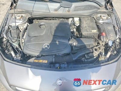 Zdjęcie 11 z 12 samochodu: 2014 MERCEDES-BENZ CLA 250 VIN:WDDSJ4EB8EN126405 - miniatura