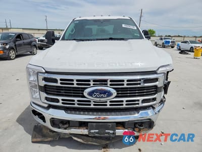 Piąte zdjęcie samochodu w środku: 2025 FORD F250 SUPER DUTY VIN:1FT7W2BT4SEC01437 - miniatura