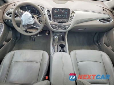 Zdjęcie 8 z 12 samochodu: 2017 CHEVROLET MALIBU LT VIN:1G1ZE5ST1HF100994 - miniatura