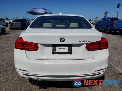 Zdjęcie 6 z 12 samochodu: 2018 BMW 330E VIN:WBA8E1C52JA180317 - miniatura