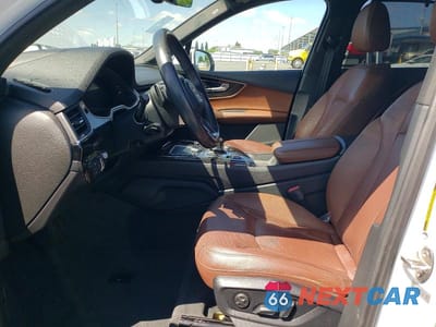 Zdjęcie 7 z 13 samochodu: 2018 AUDI Q7 PRESTIGE VIN:WA1VAAF78JD017985 - miniatura