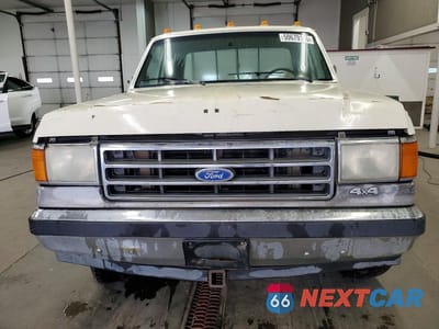 Piąte zdjęcie samochodu w środku: 1993 FORD F-150 VIN:1FTEX14N9MKB27921 - miniatura