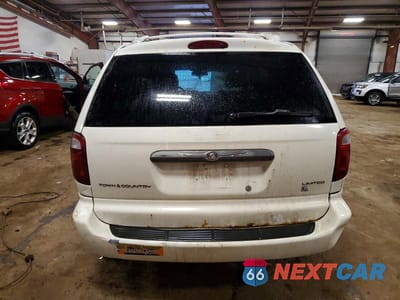 Zdjęcie 6 z 13 samochodu: 2002 CHRYSLER TOWN & COUNTRY LIMITED VIN:2C8GP64L82R757365 - miniatura
