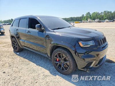 Czwarte zdjęcie samochodu z boku: 2018 JEEP GRAND CHEROKEE TRACKHAWK VIN:1C4RJFN98JC270902 - miniatura