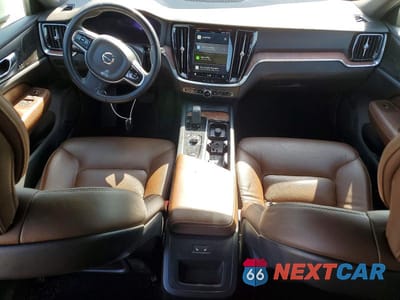 Zdjęcie 8 z 12 samochodu: 2023 VOLVO V60 CROSS COUNTRY PLUS VIN:YV4L12WZ7P2107098 - miniatura