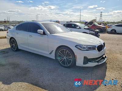 Czwarte zdjęcie samochodu z boku: 2021 BMW 530 I VIN:WBA53BH03MCF71161 - miniatura