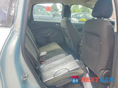 Zdjęcie 10 z 12 samochodu: 2014 FORD C-MAX SE VIN:1FADP5AU3EL500774 - miniatura