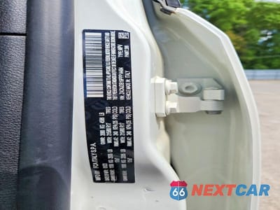 Zdjęcie 12 z 12 samochodu: 2023 JEEP RENEGADE LATITUDE VIN:ZACNJDB19PPP14484 - miniatura