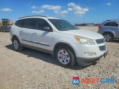 Czwarte zdjęcie samochodu z boku: 2009 CHEVROLET TRAVERSE 4D 2LT VIN:1GNER13D09S101323 - miniatura