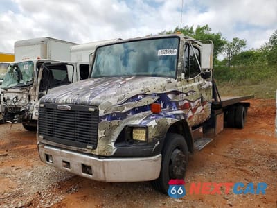 Drugie zdjęcie samochodu z przodu: 2001 FREIGHTLINER FL60 ROLLBACK TRUCK VIN:1FVABPBW91HH55621 - miniatura
