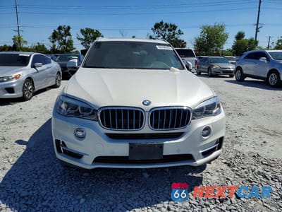 Piąte zdjęcie samochodu w środku: 2017 BMW X5 XDR40E VIN:5UXKT0C33H0V95300 - miniatura