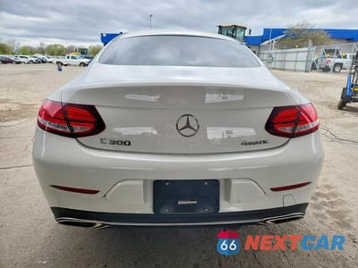 Zdjęcie 6 z 12 samochodu: 2019 MERCEDES-BENZ C 300 4MATIC VIN:WDDWJ8EB3KF769226 - miniatura