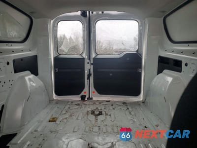 Zdjęcie 10 z 14 samochodu: 2022 RAM PROMASTER CITY TRADESMAN VIN:ZFB636VP5N6W02068 - miniatura