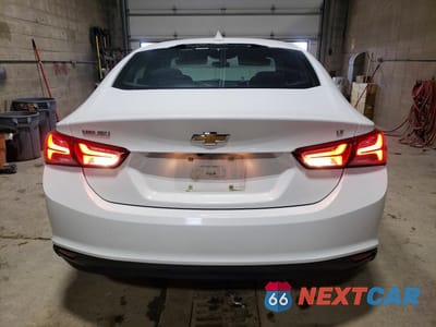 Zdjęcie 6 z 12 samochodu: 2019 CHEVROLET MALIBU LT VIN:1G1ZD5ST1KF222992 - miniatura