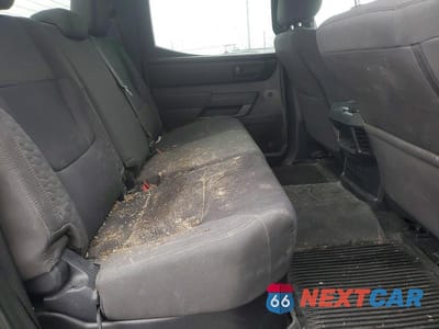 Zdjęcie 10 z 12 samochodu: 2025 TOYOTA TUNDRA SR VIN:5TFKB5DB1SX296748 - miniatura