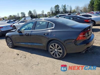 Drugie zdjęcie samochodu z przodu: 2022 VOLVO S60 B5 INSCRIPTION VIN:7JRL12TL7NG172845 - miniatura
