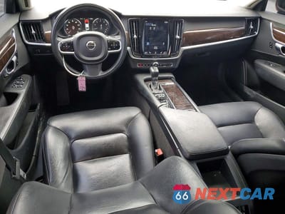 Zdjęcie 8 z 13 samochodu: 2019 VOLVO S90 T5 MOMENTUM VIN:LVY102AK0KP078944 - miniatura