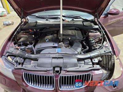 Zdjęcie 11 z 13 samochodu: 2007 BMW 335 XI VIN:WBAVD535X7A008901 - miniatura
