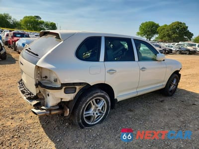 Trzecie zdjęcie samochodu z tyłu: 2009 PORSCHE CAYENNE VIN:WP1AA29P69LA08000 - miniatura