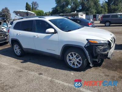 Czwarte zdjęcie samochodu z boku: 2017 JEEP CHEROKEE LATITUDE VIN:1C4PJLCB7HW641150 - miniatura