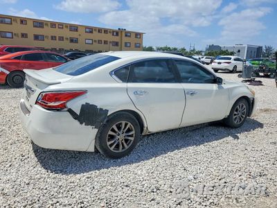 Trzecie zdjęcie samochodu z tyłu: 2015 NISSAN ALTIMA 2.5 S VIN:1N4AL3AP2FC567395 - miniatura
