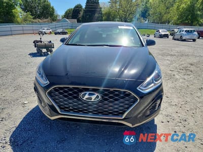 Piąte zdjęcie samochodu w środku: 2018 HYUNDAI SONATA SPORT+ VIN:5NPE34AF3JH713907 - miniatura