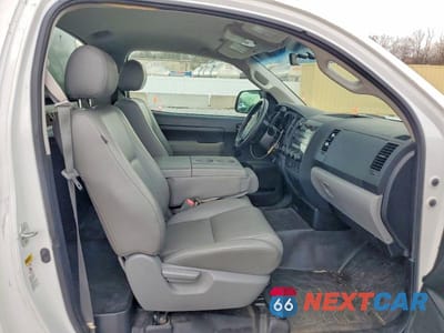 Zdjęcie 10 z 11 samochodu: 2012 TOYOTA TUNDRA GRADE VIN:5TFLU5F1XCX026681 - miniatura