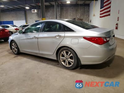 Drugie zdjęcie samochodu z przodu: 2013 HYUNDAI SONATA LIMITED VIN:5NPEC4AC4DH698456 - miniatura