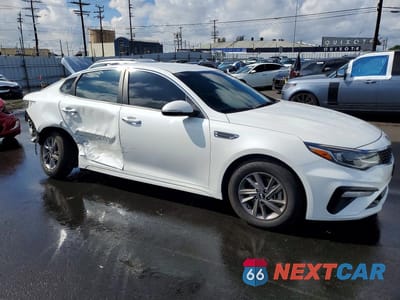 Czwarte zdjęcie samochodu z boku: 2020 KIA OPTIMA LX VIN:5XXGT4L36LG412025 - miniatura