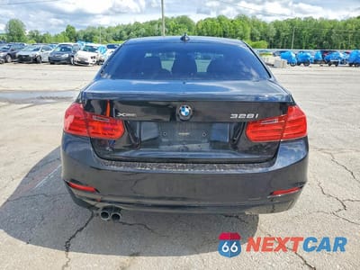 Zdjęcie 6 z 12 samochodu: 2013 BMW 328 XI VIN:WBA3B3C58DF541961 - miniatura
